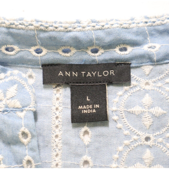 Ann Taylor Size L Chambray Lace Tie Front Top Peplum Sleeveless Blue - Picture 9 of 10